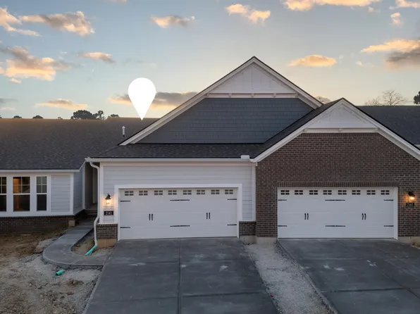 2141 Ridgeline Dr, Hebron, KY 41048