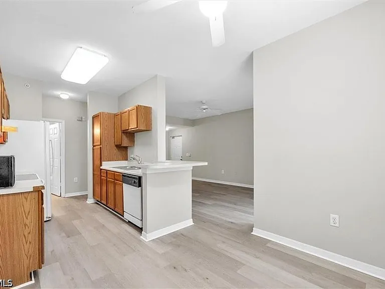 7940 Preserve Cir #916 — Photo 11
