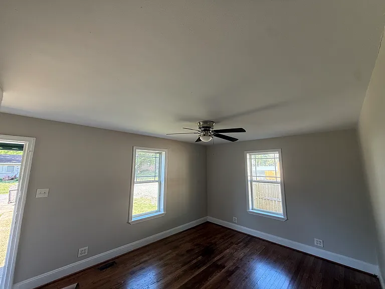 3024 Navarone Ave — Photo 24