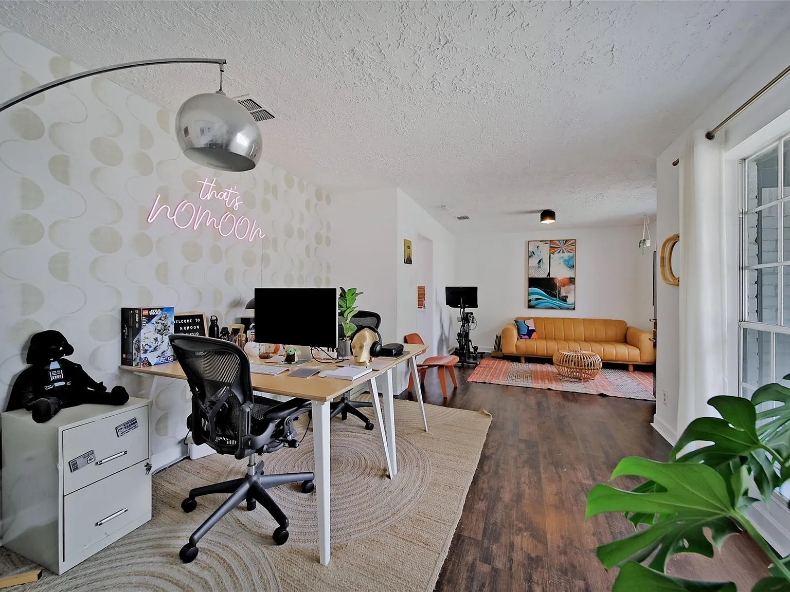 3 bed, 1856 sqft, $2,300 — Photo 4