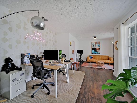 4th image of 323 Gentilly Dr