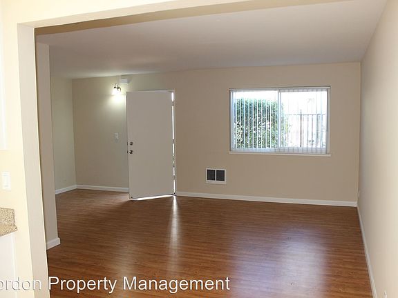 3rd image of 1616 Hollenbeck Ave APT 5