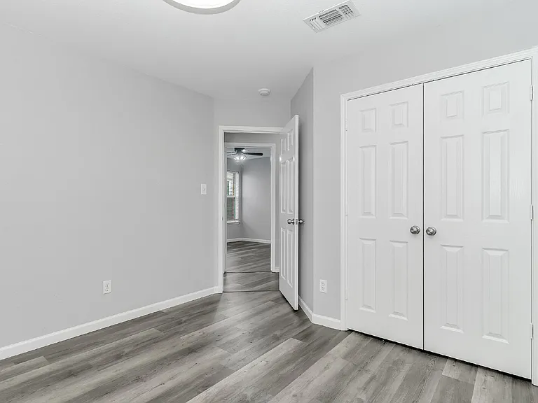 7321 Grass Valley Trl — Photo 29