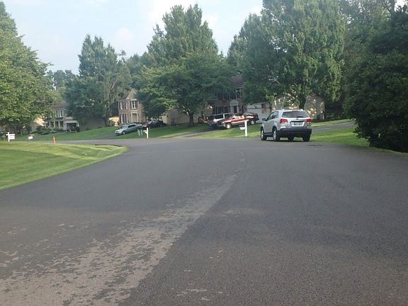4th image of 19242 Jamestown Dr