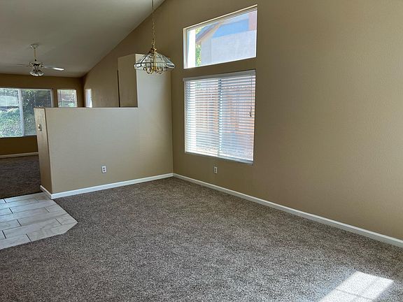 4th image of 579 Fisher Cir