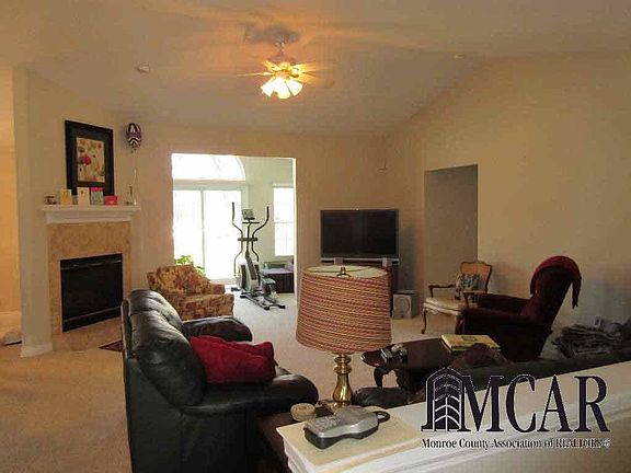 3rd image of 6453 Black Diamond Ln