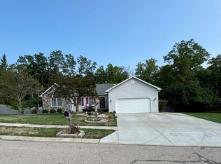 223 Orchard Hill Dr, West Carrollton, OH 45449