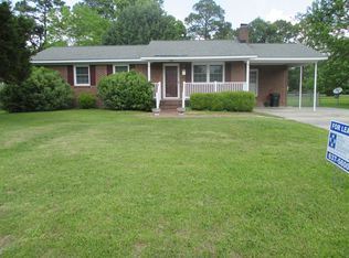 1730 Elmwood Ave, New Bern, NC 28562