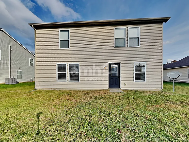 1221 Redwood Dr — Photo 33