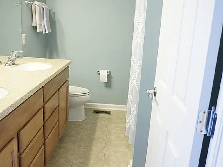 434 Turner Dr — Photo 7