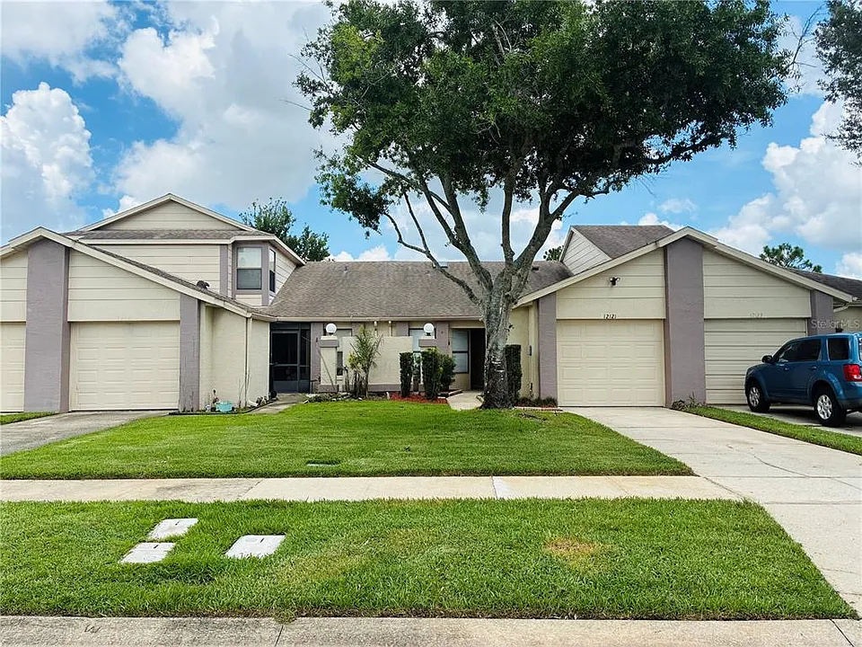 12121 Augusta Woods Cir