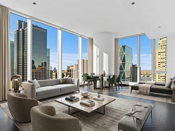 217 W 57th St #43D, New York, NY 10019