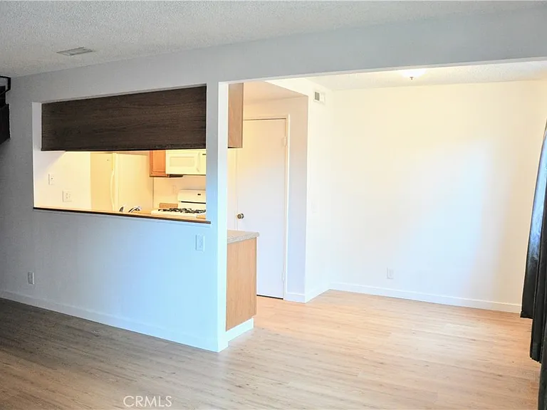1189 W Sierra Madre Ave — Photo 6
