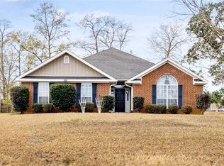 8630 Oak Hill Dr, Semmes, AL 36575