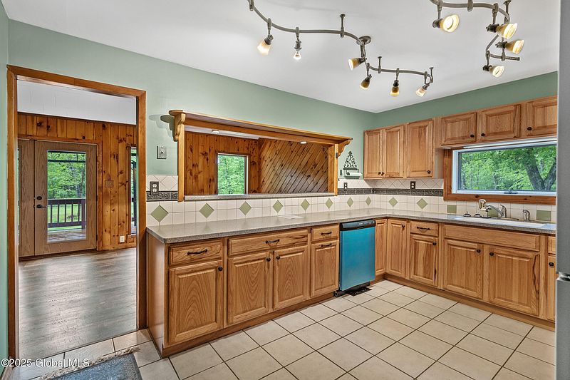 5th image of 401 Wilton Gansevoort Road