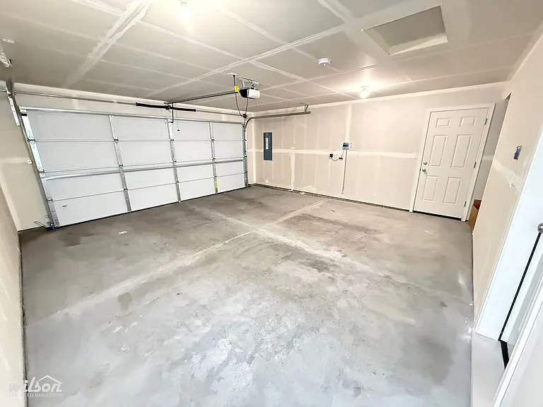 6114 Crown Crest Ave — Photo 15
