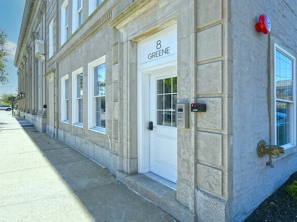 8 Greene Ave #2A, Amityville, NY 11701