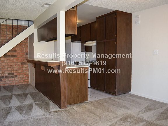 3rd image of 239 Bruener Dr #3