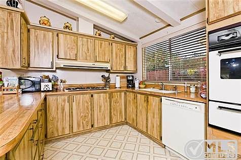 5th image of 1220 Johnson Dr Space 158