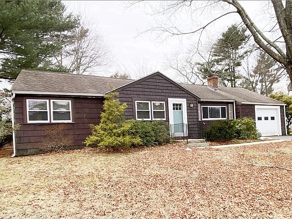 2nd image of 79 Woodland Dr