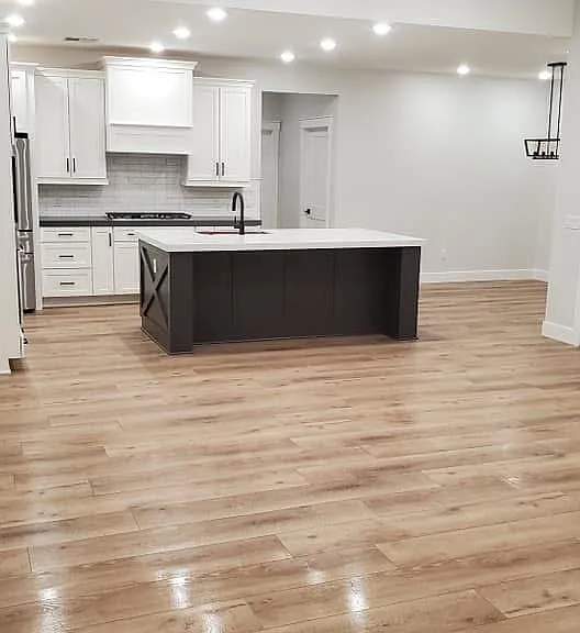 1111 W Cherokee Cir — Photo 5