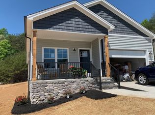 18 Spring Oaks Dr, Lynchburg, VA 24501