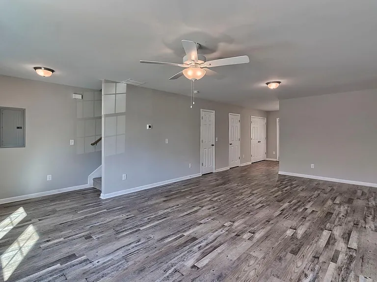 456 S Church St #D — Photo 8