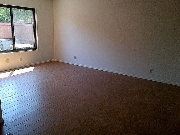 2nd image of 8845 Hoffman St APT 8