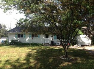 7433 Long Pine Dr, Springfield, VA 22151