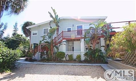 1st image of 16145 Aura Ln