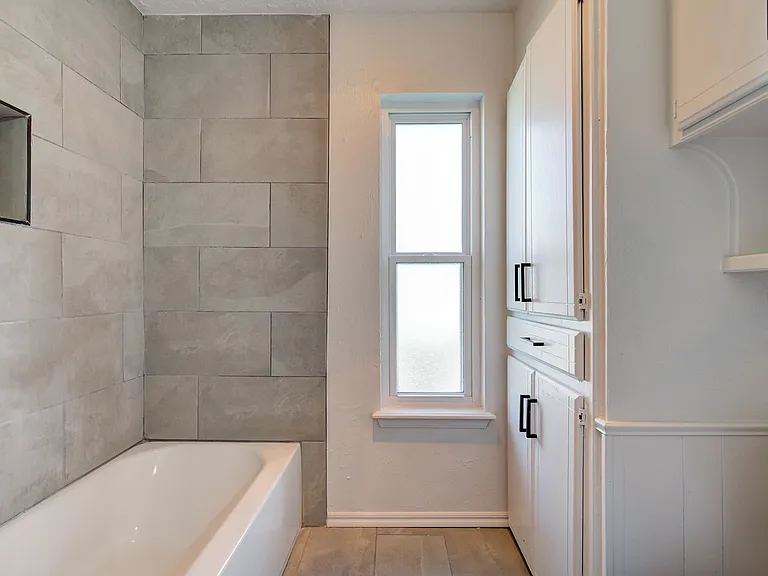 727 Vicksburg Ave — Photo 44
