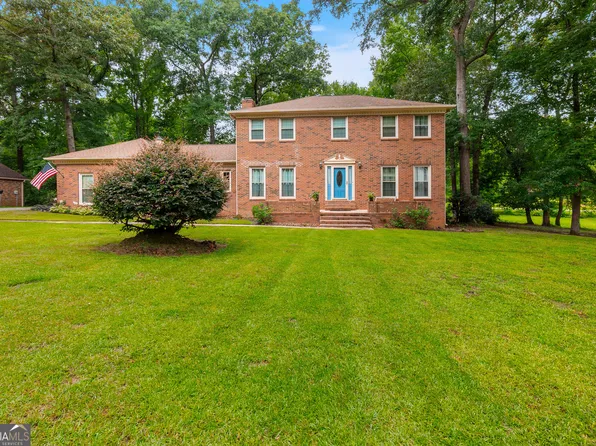 107 Springtime Dr, Warner Robins, GA 31088