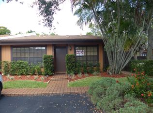 10251 Oleander Ct, Pembroke Pines, FL 33026