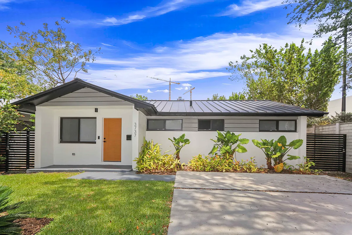 Building Photo - 3737 Frow Ave