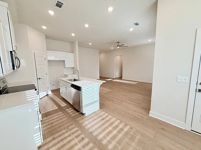 502 Calico Ave — Photo 5