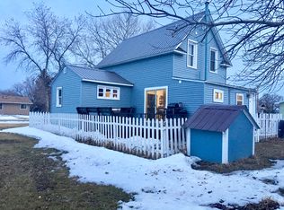 213 Berthold St NE, Berthold, ND 58718