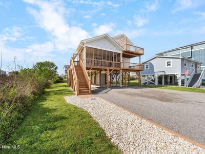 5227 E Pelican Drive, Oak Island, NC, 28465