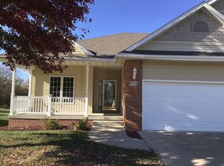 1235 Liberty Ln, Carlisle, IA 50047