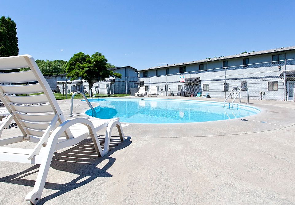 Townhouse Villas Apartment Rentals Hermiston, OR Zillow