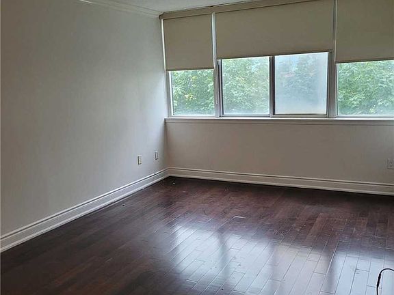 2nd image of 350 Webb Dr #411