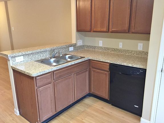 4th image of 5819 S Brenwood Dr