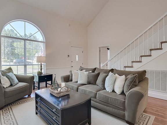 5th image of 3016 Maplewood Dr