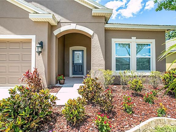 2nd image of 2650 Limerick Cir