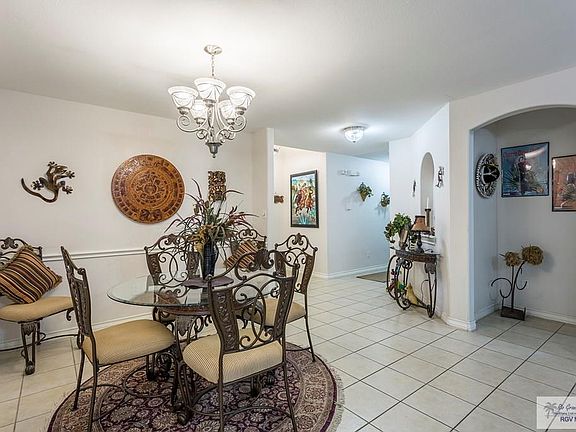 2nd image of 3019 Basque Dr