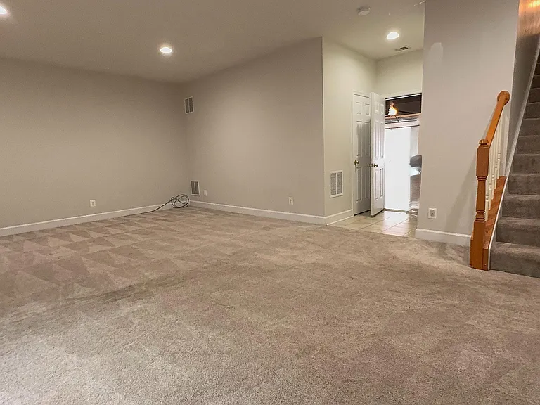 9283 Laurel Ridge Crossing Rd — Photo 27