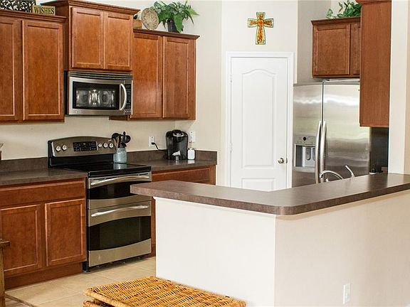 5th image of 15665 Boggy Oak Cir #0