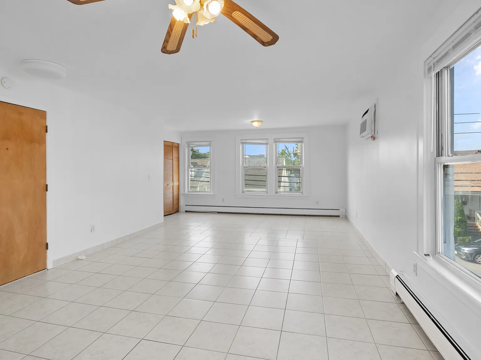 2 bed, $2,650 — Photo 4