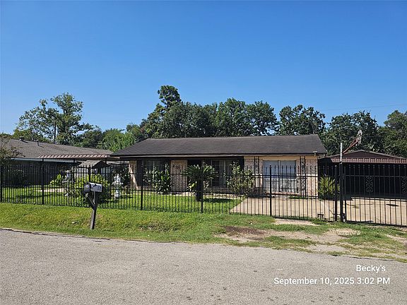 4th image of 1716 Maiden Ln