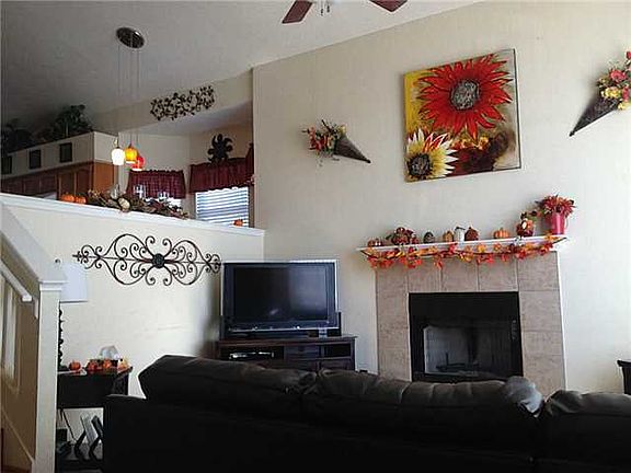 2nd image of 12247 Tierra Brisa Dr