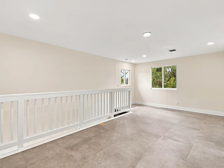 4701 Evergreen Ave — Photo 20